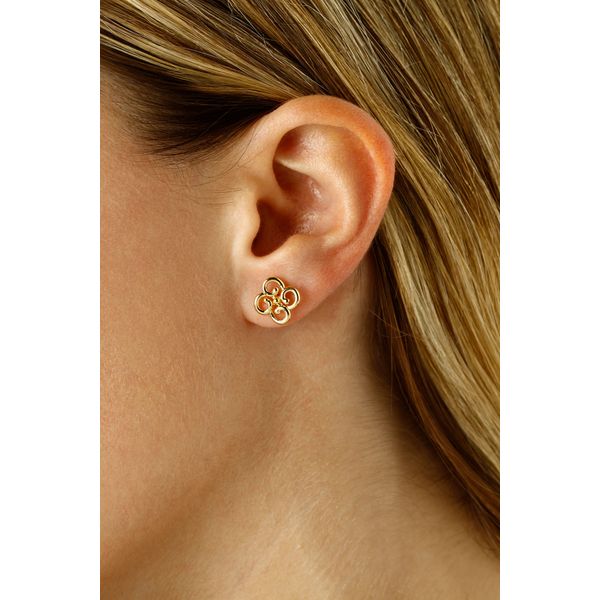 Clover Twist Stud Earrings Image 2 Hingham Jewelers Hingham, MA