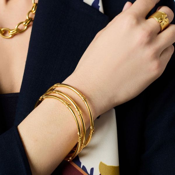 Essex Bangle Image 3 Hingham Jewelers Hingham, MA