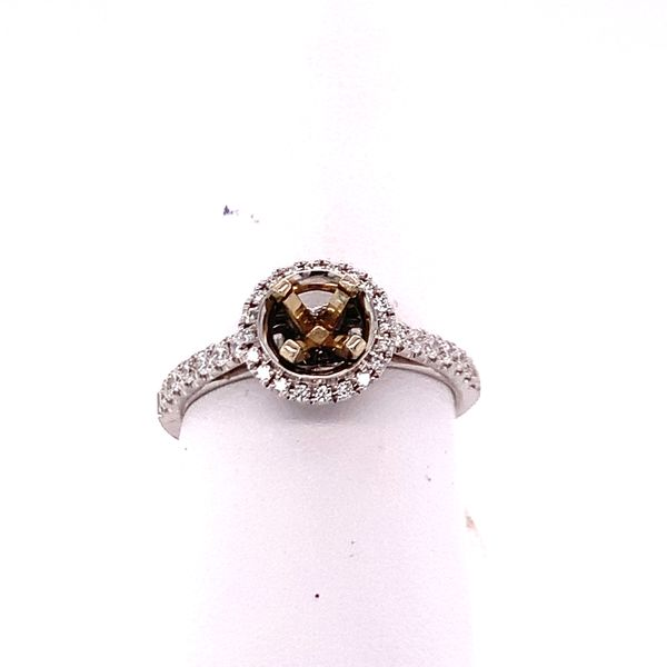 Round Halo Diamond Engagement Ring Hogan's Jewelers Gaylord, MI