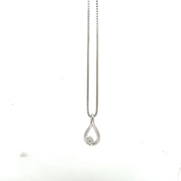 Diamond Pendant Hogan's Jewelers Gaylord, MI