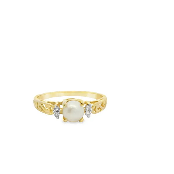 Pearl and Diamond Ring Hogan's Jewelers Gaylord, MI