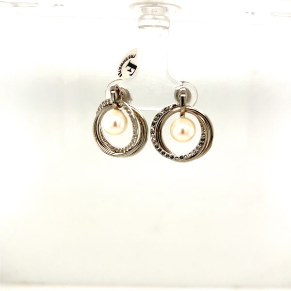 Pearl Circle Earrings Hogan's Jewelers Gaylord, MI