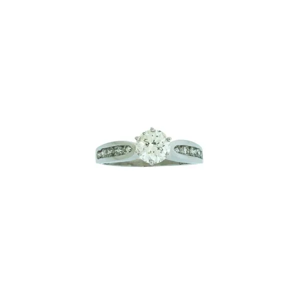 Classic diamond engagement ring. Holliday Jewelry Klamath Falls, OR