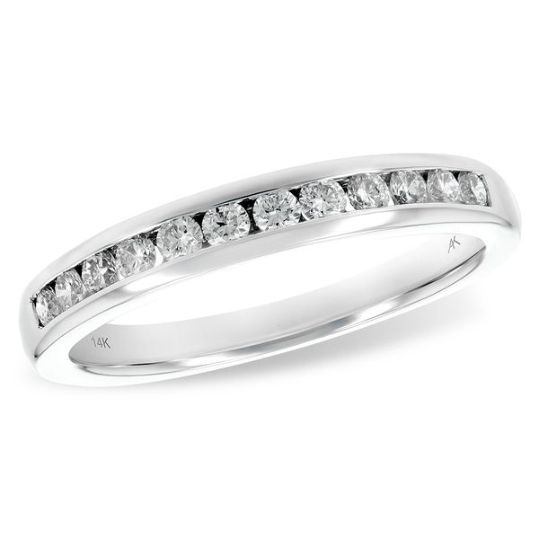 Allison Kaufman traditional 14 karat white gold diamond ring Holliday Jewelry Klamath Falls, OR