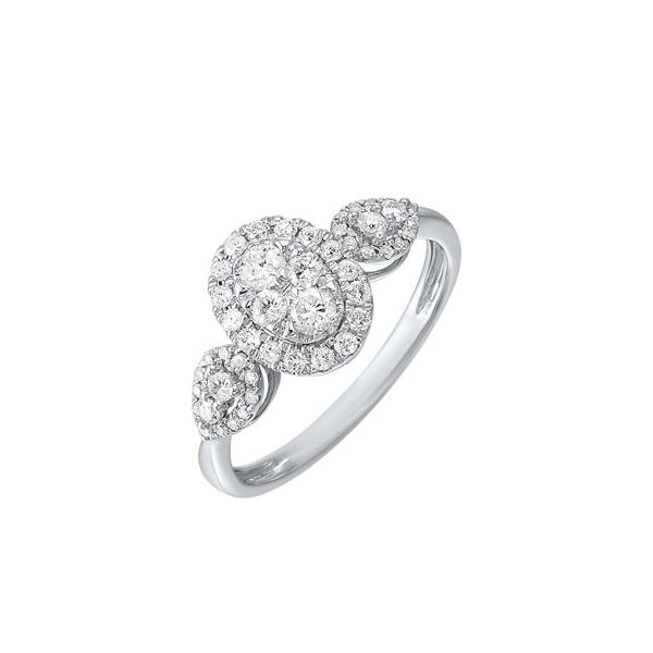 Oval cluster diamond ring. Holliday Jewelry Klamath Falls, OR