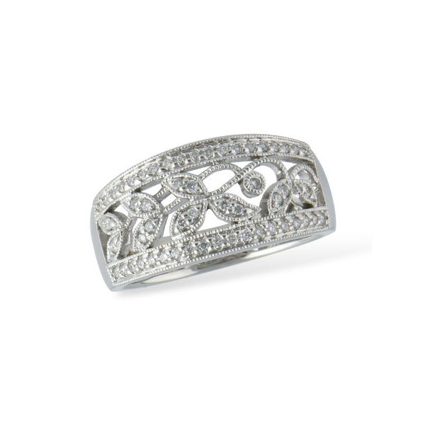 Laurel design diamond ring. Holliday Jewelry Klamath Falls, OR