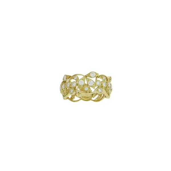 Stunning and moving 18KY diamond ring. Holliday Jewelry Klamath Falls, OR