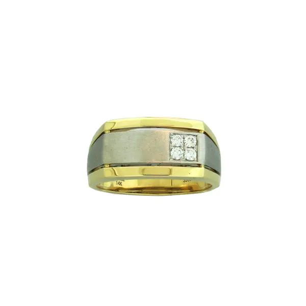Modern diamond cluster ring. Holliday Jewelry Klamath Falls, OR