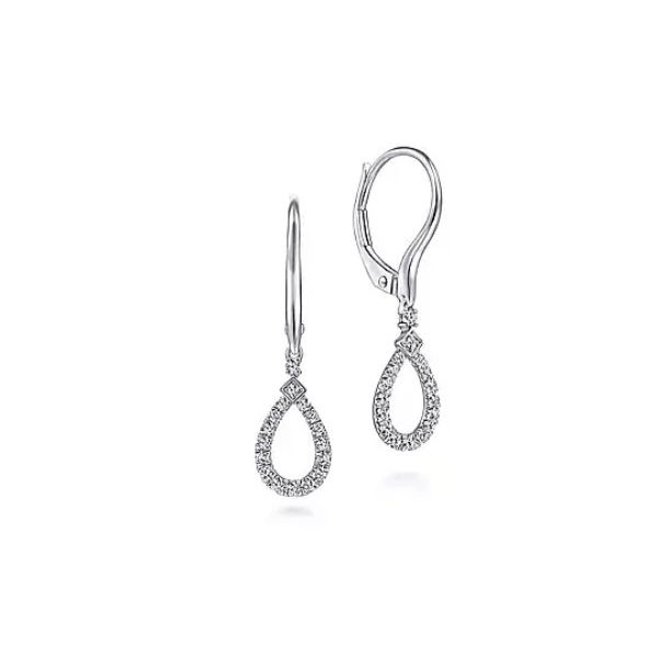 Elegant diamond drop earrings Holliday Jewelry Klamath Falls, OR