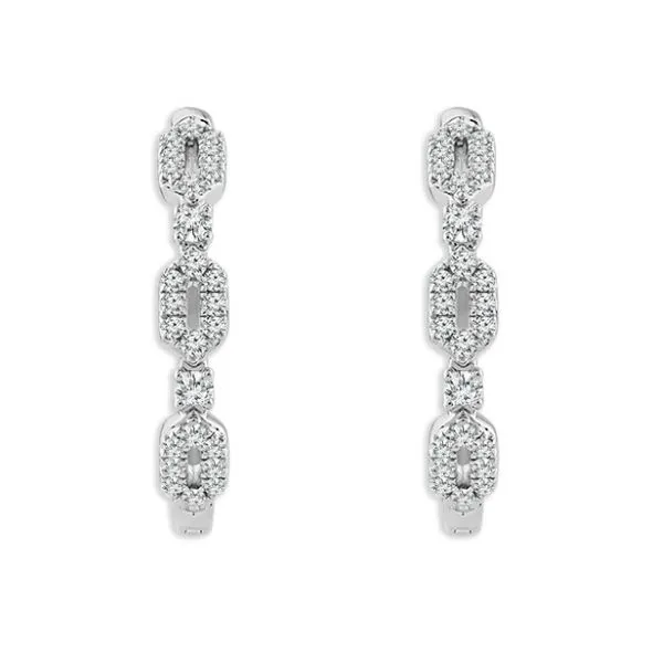 Beautiful 14kw diamond earrings. Holliday Jewelry Klamath Falls, OR