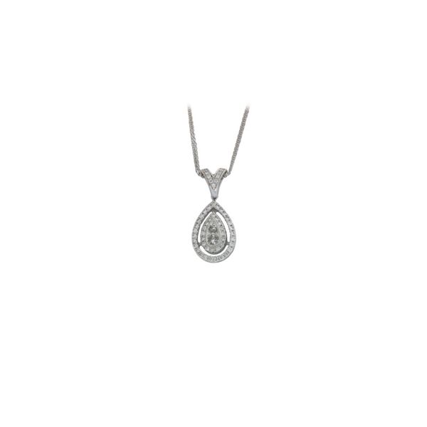 Stunning diamond pendant. Holliday Jewelry Klamath Falls, OR
