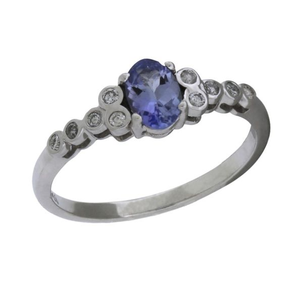 Tanzanite and diamond ring. Holliday Jewelry Klamath Falls, OR