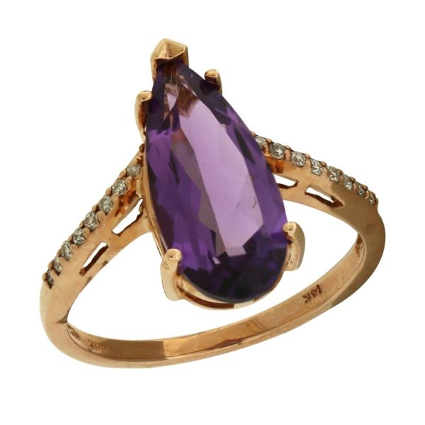 Amethyst chevron style ring. Holliday Jewelry Klamath Falls, OR