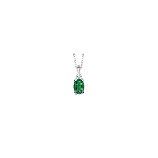 Traditional emerald pendant. Holliday Jewelry Klamath Falls, OR