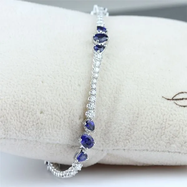 Stunning sapphire bracelet by Parade Jewelry designs. Holliday Jewelry Klamath Falls, OR