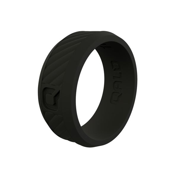 Qalo standard black traverse silicone ring. Holliday Jewelry Klamath Falls, OR