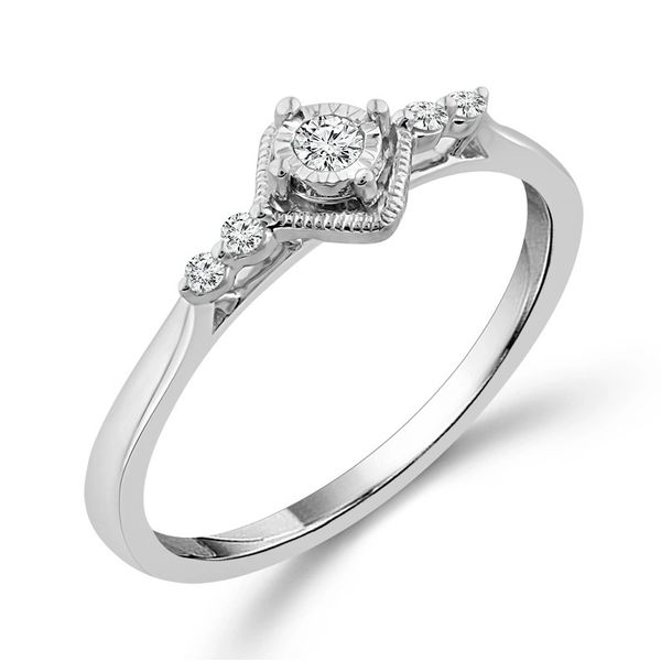Diamond promise ring. Holliday Jewelry Klamath Falls, OR