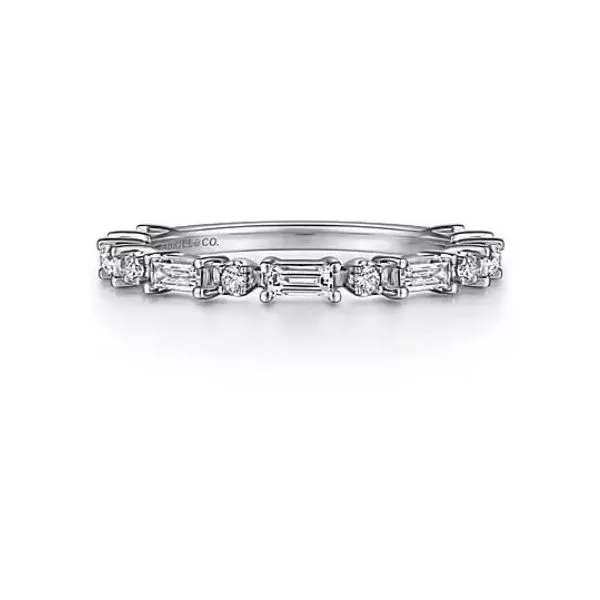 Anniversary Ring Hollingsworth Jewelers Gallery Petaluma, CA