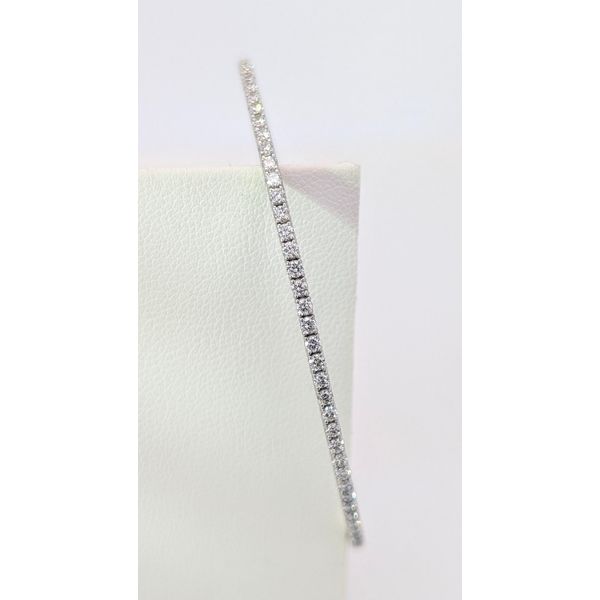 Diamond Flexi Bangle Bracelet in 14K White Gold Image 2 Holly McHone Jewelers Astoria, OR