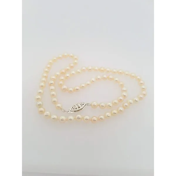 Pearl Necklace Holly McHone Jewelers Astoria, OR