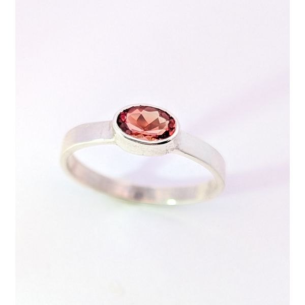 Oregon Sunstone East/West Ring in Sterling Silver Image 2 Holly McHone Jewelers Astoria, OR