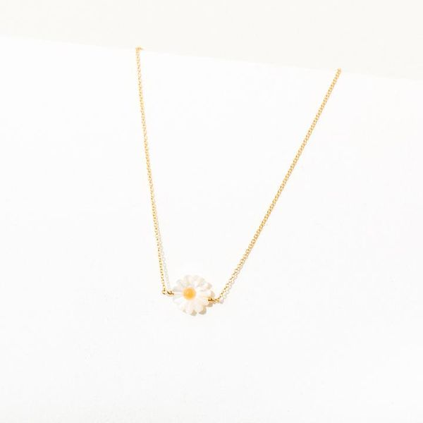 Daisy Necklace Holtan's Jewelry Winona, MN