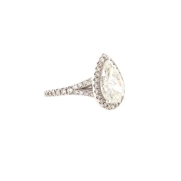 Engagement Ring Image 2 House of Silva Wooster, OH