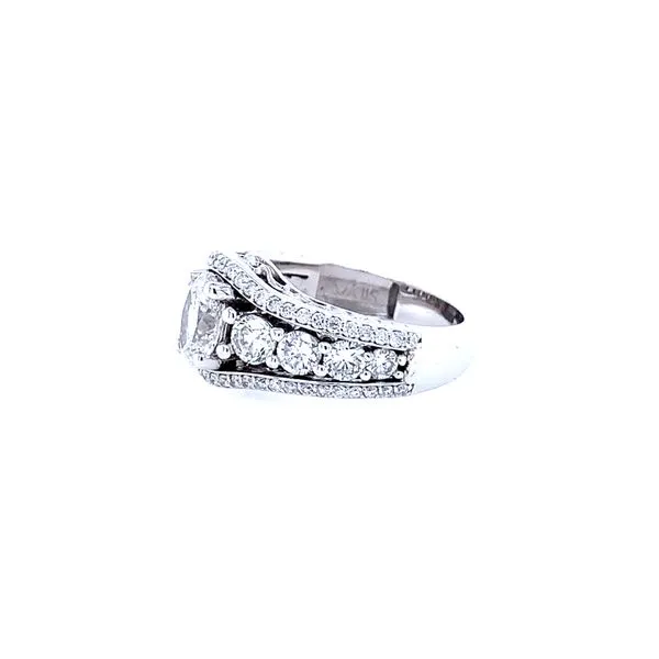 Engagement Ring Image 2 House of Silva Wooster, OH