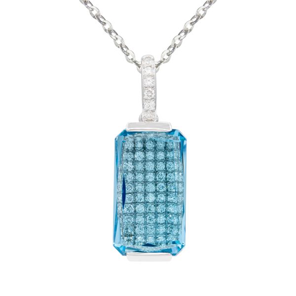 Pendant House of Silva Wooster, OH