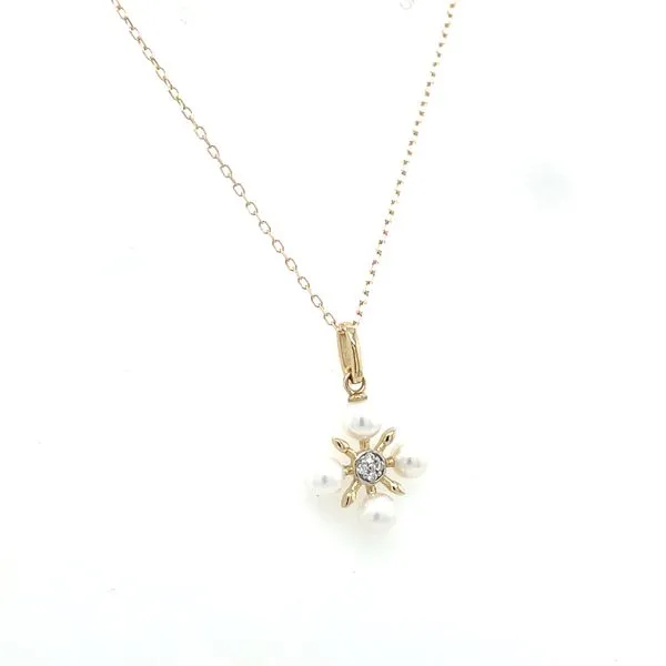 4-Pearl Clover Pendant House of Silva Wooster, OH
