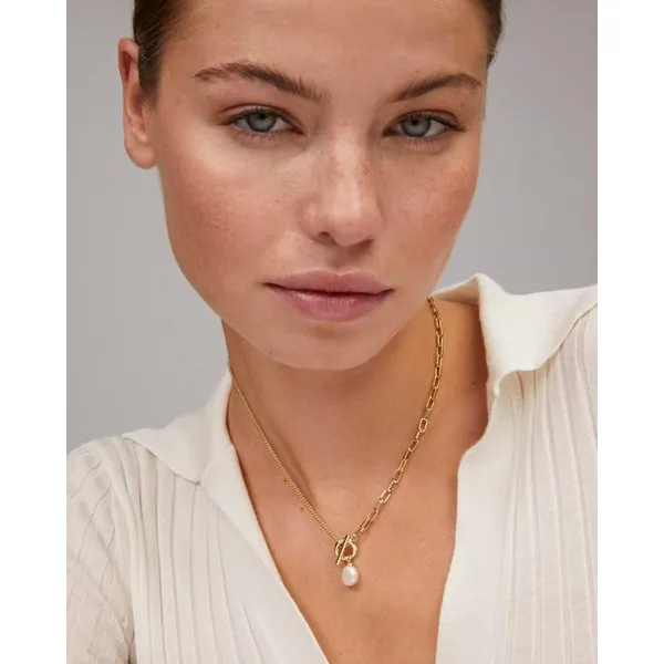 Leighton Gold Pearl Chain Necklace in White Pearl by Kendra Scott Image 4 House of Silva Wooster, OH