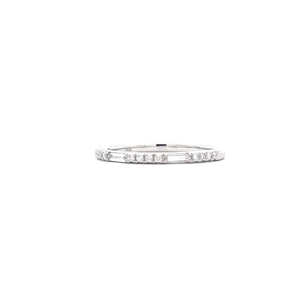 14K White Gold Narrow Diamond Wedding Band Image 3 Hudson Valley Goldsmith New Paltz, NY