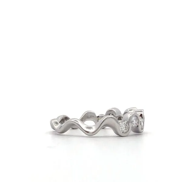 18k White Gold Ring Featuring 0.75Cttw Natural Round Brilliant Diamonds Image 3 Hudson Valley Goldsmith New Paltz, NY