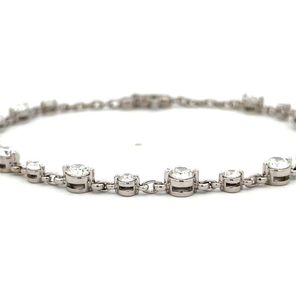 14K White Gold Diamond Tennis Chain Bracelet Image 3 Hudson Valley Goldsmith New Paltz, NY