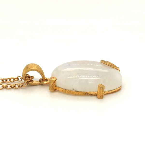 Sterling silver with 24k vermeil neckace featuring oval cabachon moonstone pendant with swirl design, includes 18