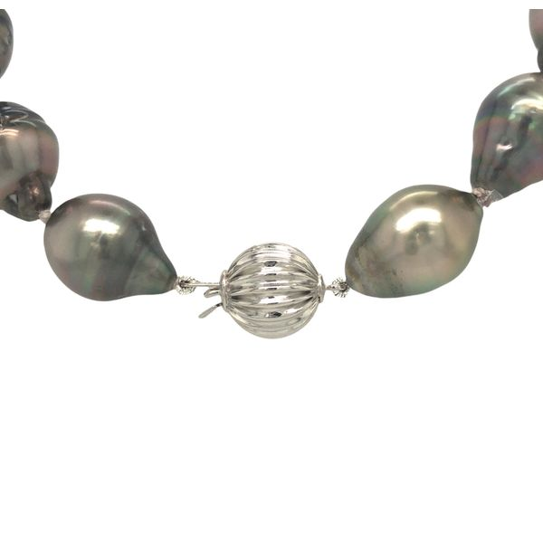 Tahitian Oblong Tapered Grey Pearl Necklace Strand with 14K White Gold Clasp Image 3 Hudson Valley Goldsmith New Paltz, NY