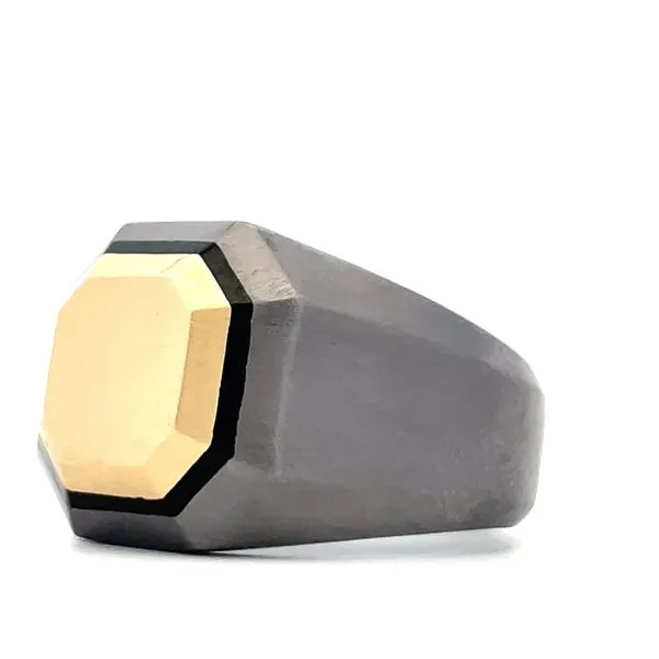 14K Yellow Gold & Tantalum Signet Ring Image 3 Hudson Valley Goldsmith New Paltz, NY