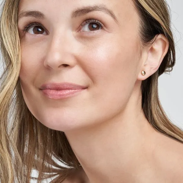 14Kt White Gold 5.5mm Round Pebble Stud Earrings Image 2 Hudson Valley Goldsmith New Paltz, NY