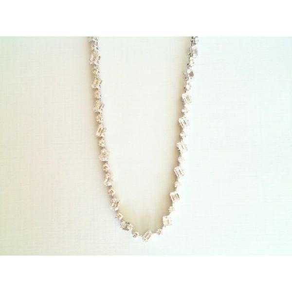 18K White Gold Necklace Huffords Jewelry Frontenac, MO