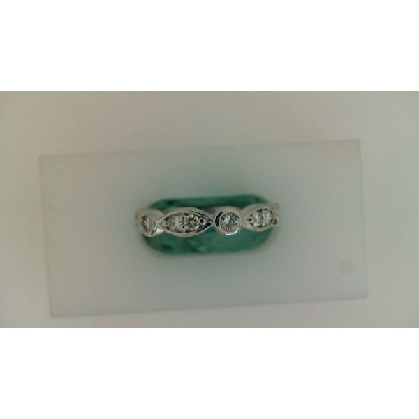Ring Huffords Jewelry Frontenac, MO
