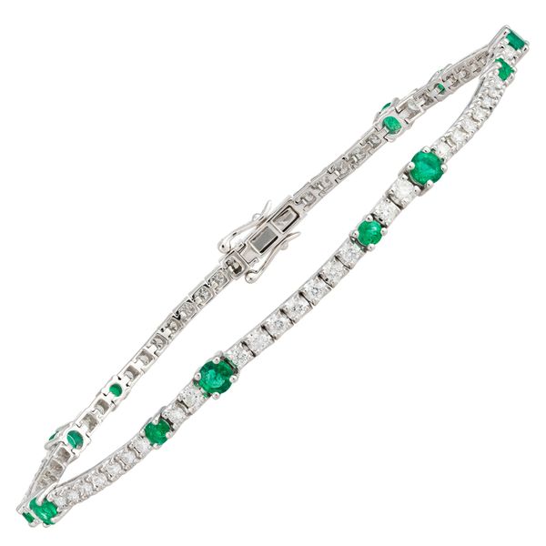 Emerald and Diamond Bracelet Huffords Jewelry Frontenac, MO