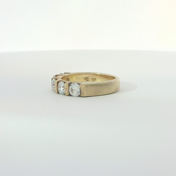 Anniversary Ring Image 2 Hupp Jewelers Fishers, IN