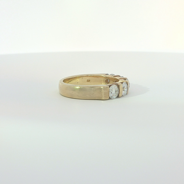 Anniversary Ring Image 5 Hupp Jewelers Fishers, IN