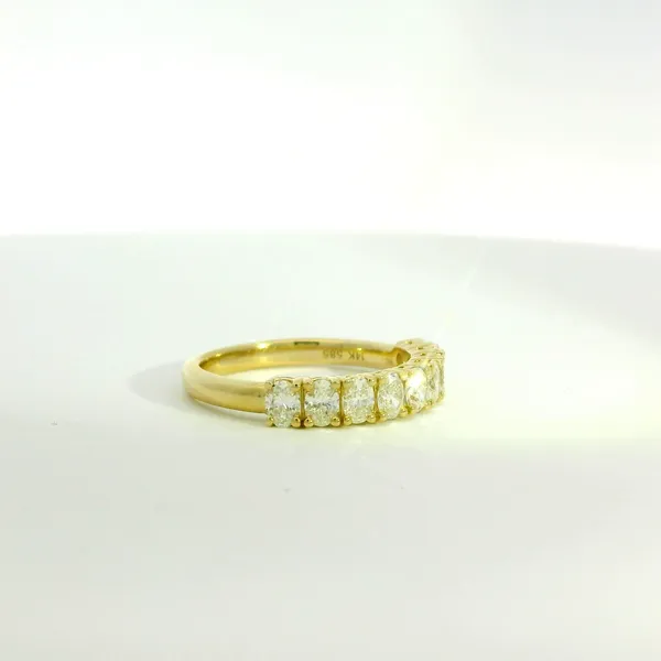 Anniversary Ring Image 5 Hupp Jewelers Fishers, IN