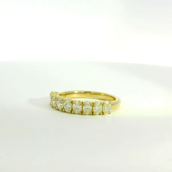 Anniversary Ring Hupp Jewelers Fishers, IN