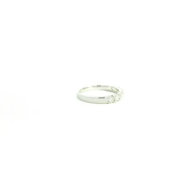 Anniversary Ring Image 5 Hupp Jewelers Fishers, IN