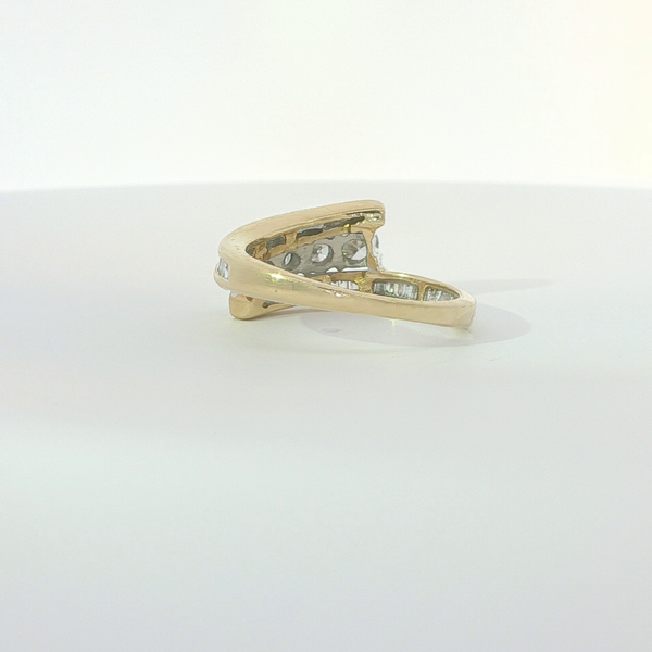 Women's Diamond Fashion Ring Image 3 Hupp Jewelers Fishers, IN