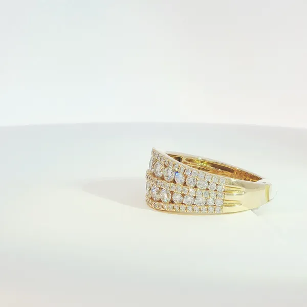 Women's Diamond Fashion Ring Image 4 Hupp Jewelers Fishers, IN