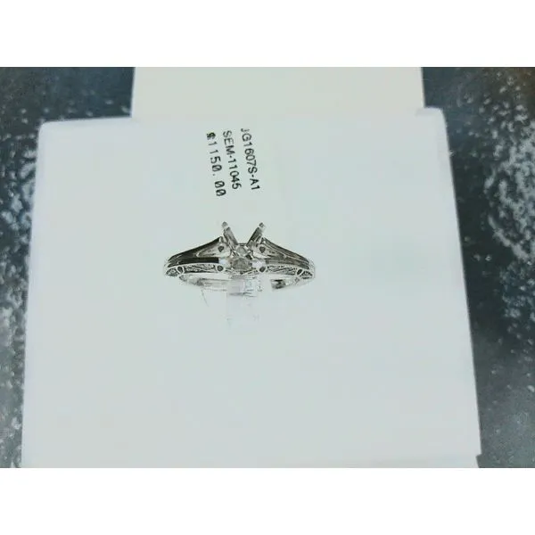 Engagement Ring Setting Hupp Jewelers Fishers, IN