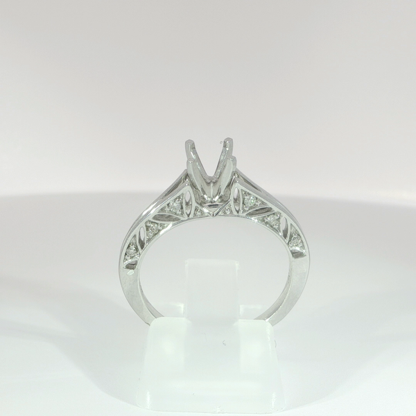 Engagement Ring Setting Hupp Jewelers Fishers, IN